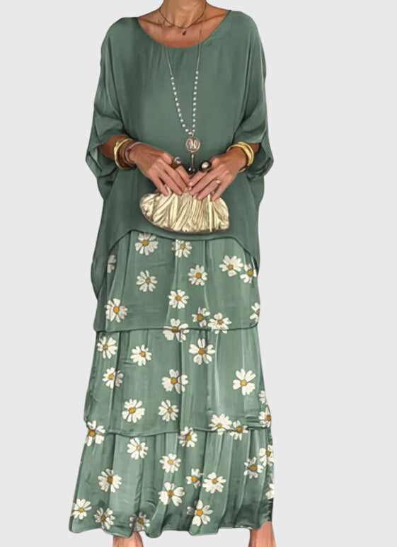 June | Long and Flowing Elegant Dress