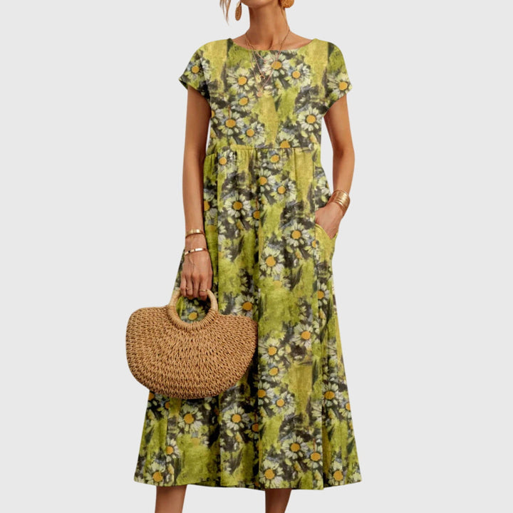 June | Chic Floral Dress