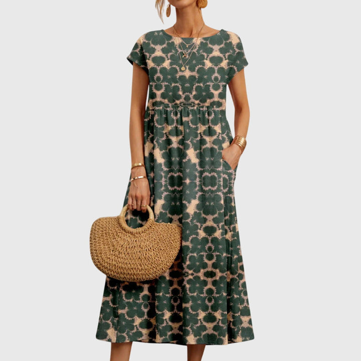 June | Chic Floral Dress