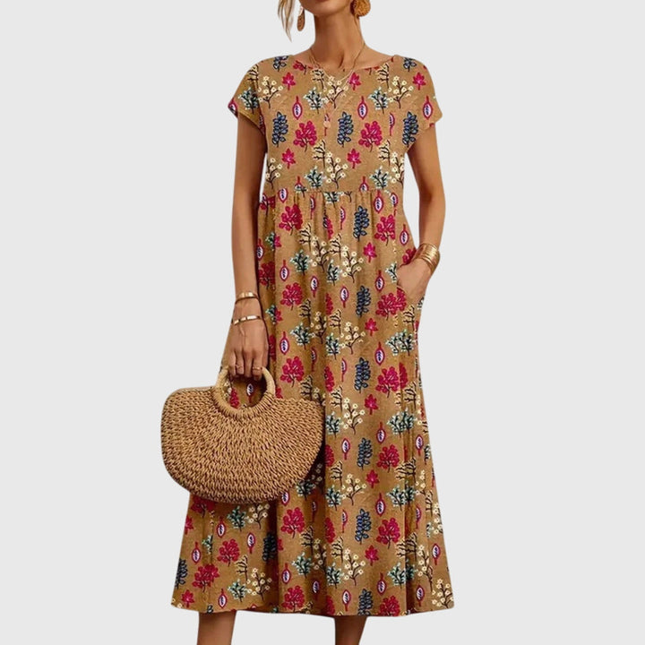 June | Chic Floral Dress