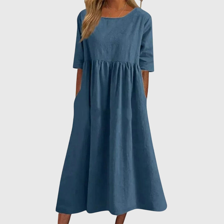 June | Elegant Short-Sleeved Dress