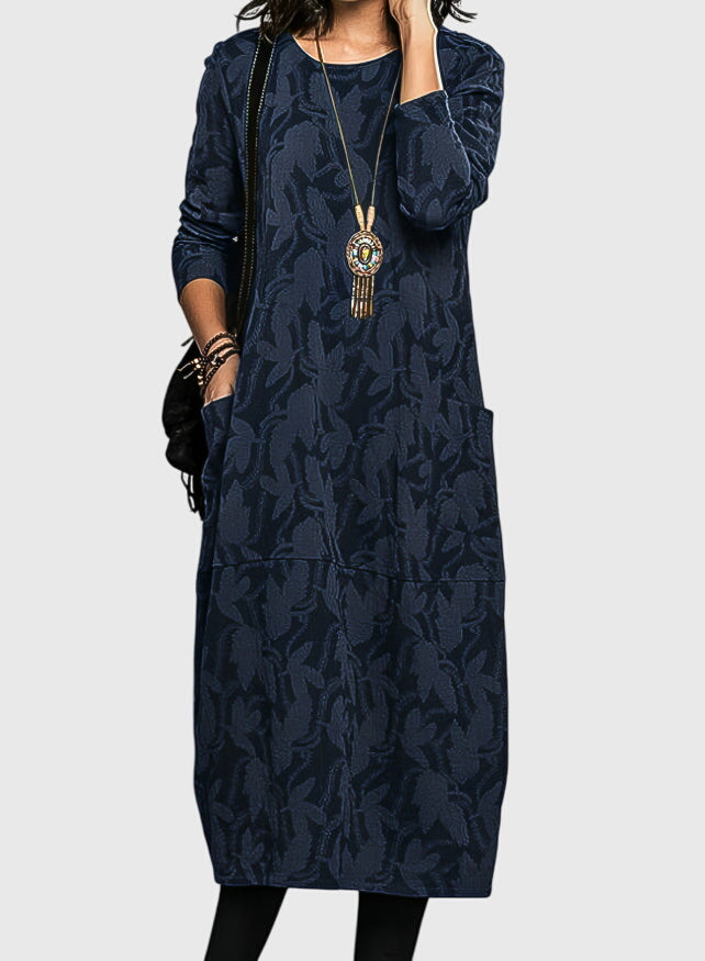 June | Casual Round-Neck Dress