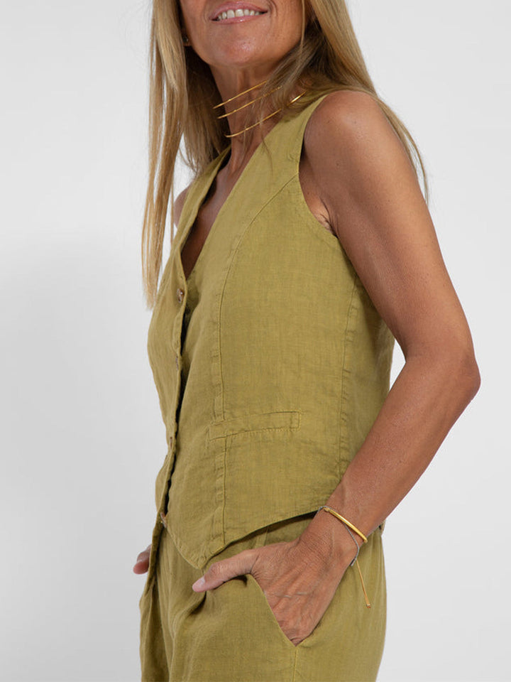 Aira – Elegant Two-Piece Set with Waistcoat and Wide-Leg Trousers